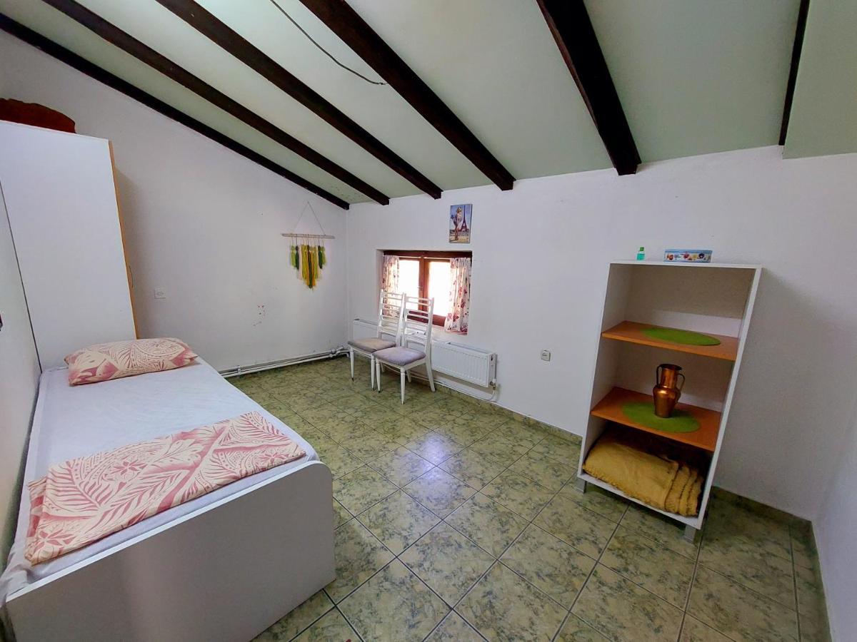 Incredible Apartment With A Mountain View - Matka Skopje Luaran gambar